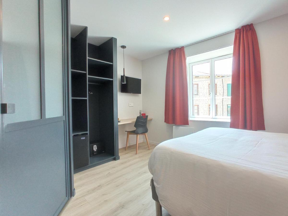 La Batisse Du Velay Hotell Saint-Didier-en-Velay Exteriör bild